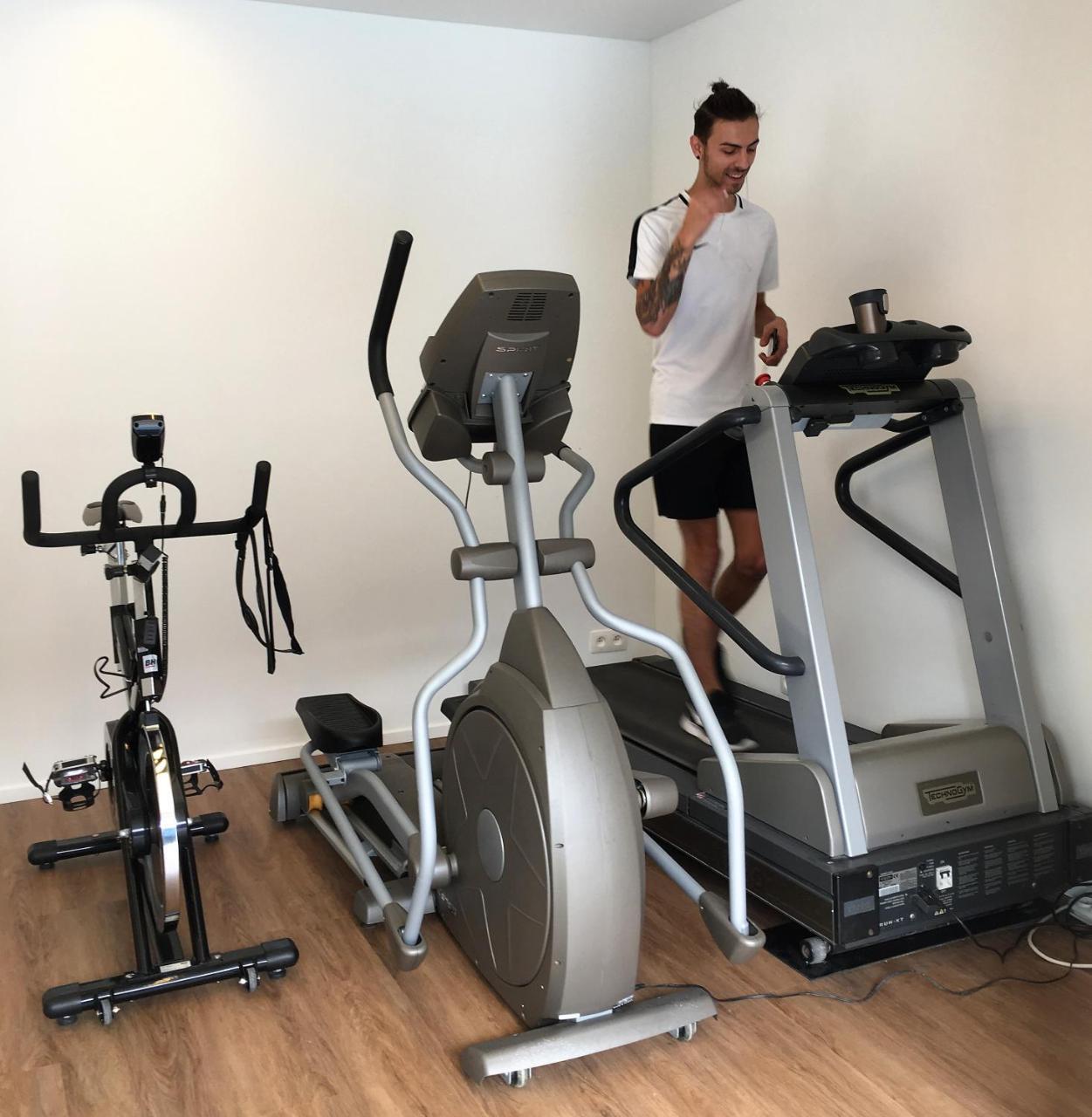 akemi b&b Zemst Bagian luar foto