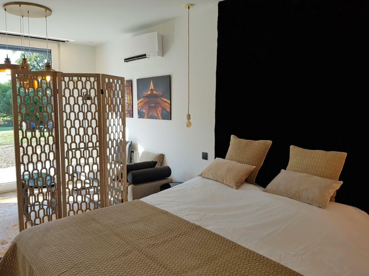 akemi b&b Zemst Bagian luar foto